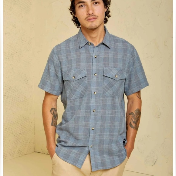 Brixton Other - Brixton Blue Plaid Button Down Short Sleeve Shirt